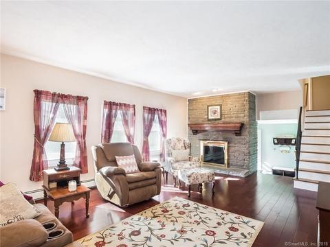 976 Shewville Rd, Ledyard, CT 06339 photo 1