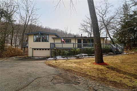 181 Beacon Rd, Bethany, CT 06524 photo 1