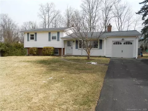 48 Nicholas Rd, Wallingford, CT 06492 photo 1