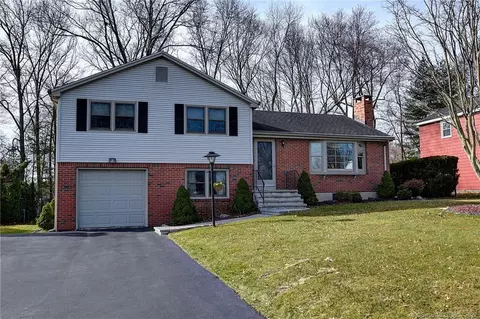 245 Pine Ln, Wethersfield, CT 06109 photo 1