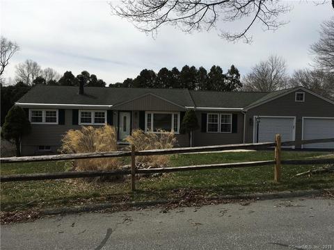 16 Hickory Dr, Ledyard, CT 06339 photo 1
