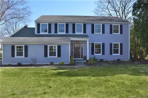 68 Relihan Rd, Darien, CT 06820 photo 1