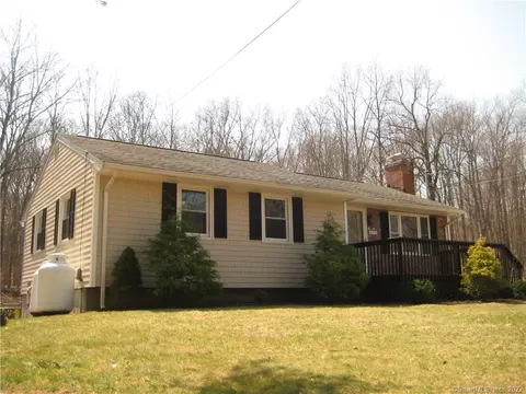 59 Brookview Ave, Wallingford, CT 06492 photo 1