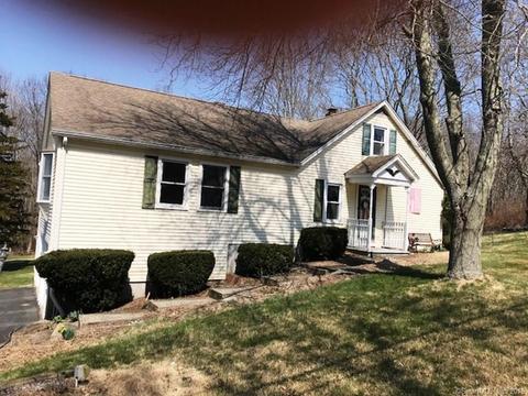 45 Squaw Rock Rd, Moosup, CT 06354 photo 1