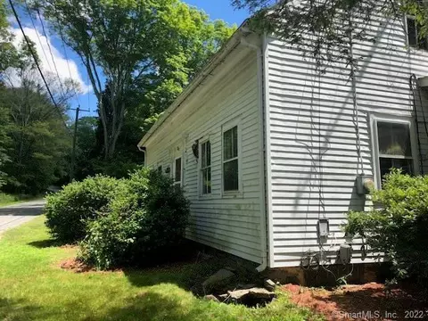 268 River Rd, Putnam, CT 06260 photo 1