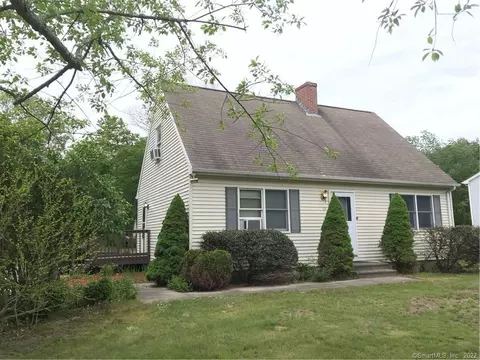 53 Carol Ave, Killingly, CT 06239 photo 1