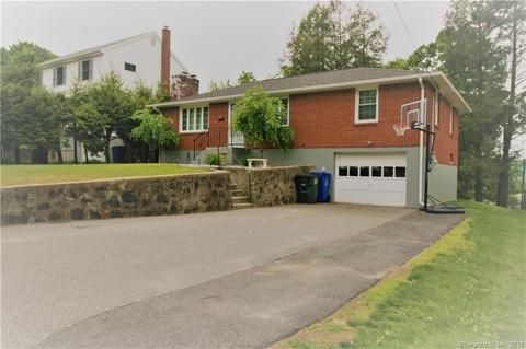 92 View St, Torrington, CT 06790 photo 1