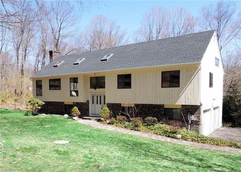57 Deacon Abbott Rd, Redding, CT 06896 photo 1