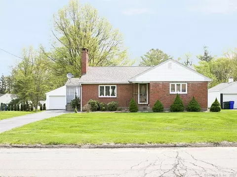 40 Valley Crest Dr, Wethersfield, CT 06109 photo 1