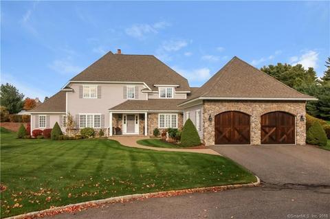8 Devon Ct, Middlebury, CT 06762 photo 1