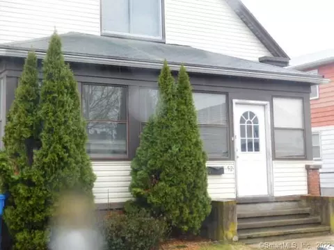 52 Pine St, Hamden, CT 06514 photo 1