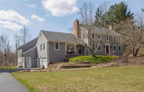 7 Stuart Dr, Bloomfield, CT 06002 photo 1
