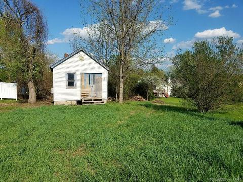 742 E Street N, Suffield, CT 06078 photo 1