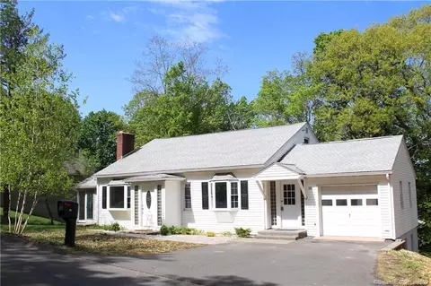 35 Ledge Rd, Plainville, CT 06062 photo 1