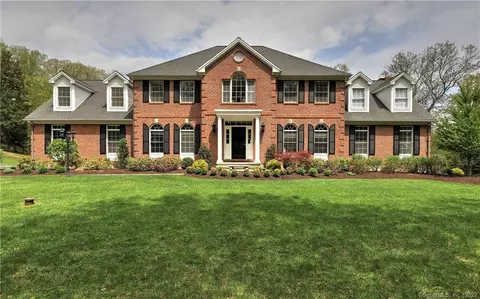 225 Turkey Roost Rd, Monroe, CT 06468 photo 1