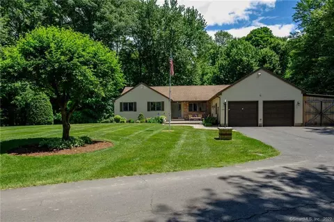 11 Townline Rd, Windsor Locks, CT 06096 photo 1