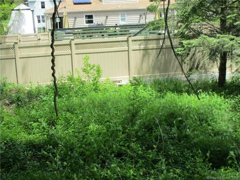 29 Perth St, Bridgeport, CT 06606 photo 1