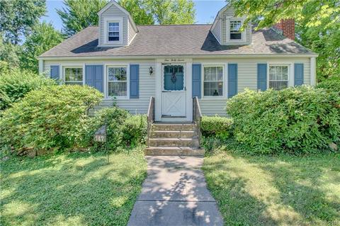 147 Maple Ave, Windsor, CT 06095 photo 1