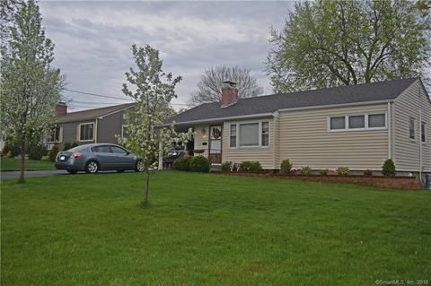 114 Crystal St, Wethersfield, CT 06109 photo 1