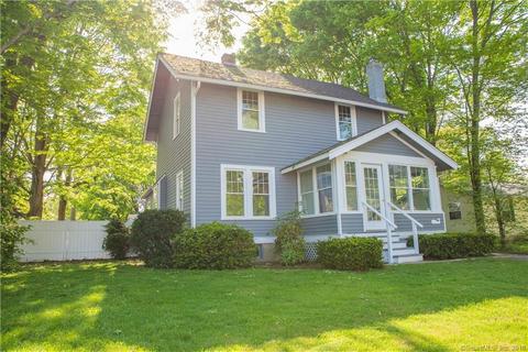 37 Grove St, Clinton, CT 06413 photo 1