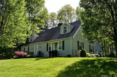 41 Bronson Rd, Avon, CT 06001 photo 1