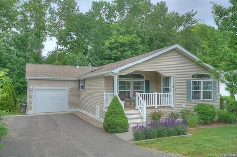 4 Cliff Rd, Ledyard, CT 06339 photo 1