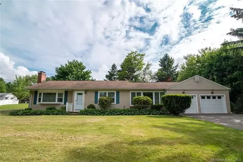18 Pequot Rd, Wallingford, CT 06492 photo 1