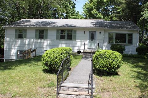 85 Meadowview Dr, Torrington, CT 06790 photo 1