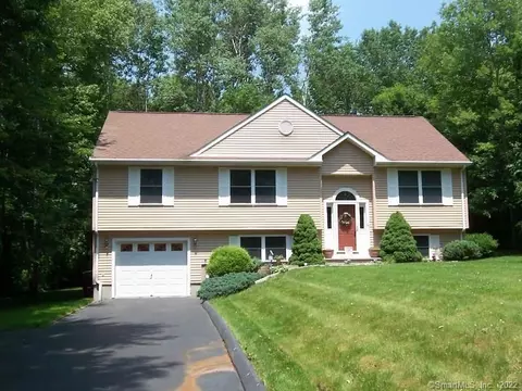27 Walter Dr, Griswold, CT 06351 photo 1