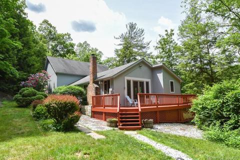 40 Mohawk Dr, Canton, CT 06019 photo 1
