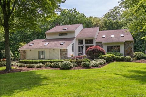 47 Hampton Close, Orange, CT 06477 photo 1