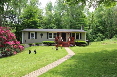 9 S Bigelow Rd, Hampton, CT 06247 photo 1