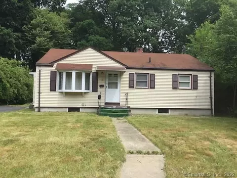 10 Mayfair Rd, Bloomfield, CT 06002 photo 1
