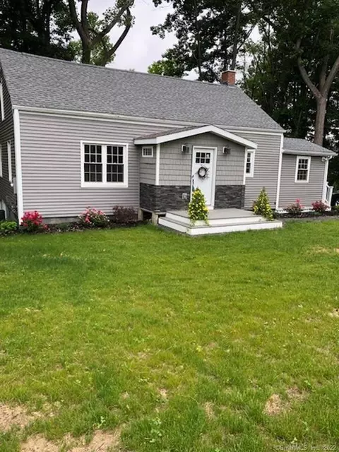 951 Mapleton Ave, Suffield, CT 06078 photo 1