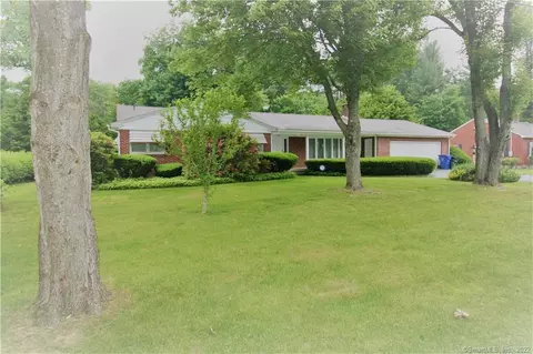 49 Coolidge Ave, Torrington, CT 06790 photo 1