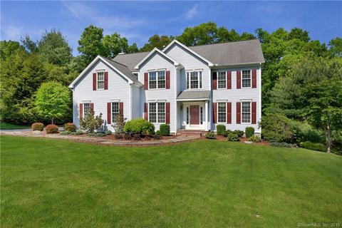 40 Chadwick Ct, Monroe, CT 06468 photo 1