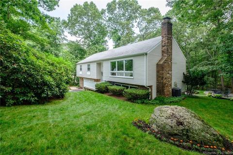 22 Nutmeg Cir, Westbrook, CT 06498 photo 1
