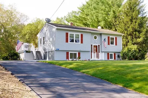 69 Quinebaug Dr, Killingly, CT 06239 photo 1