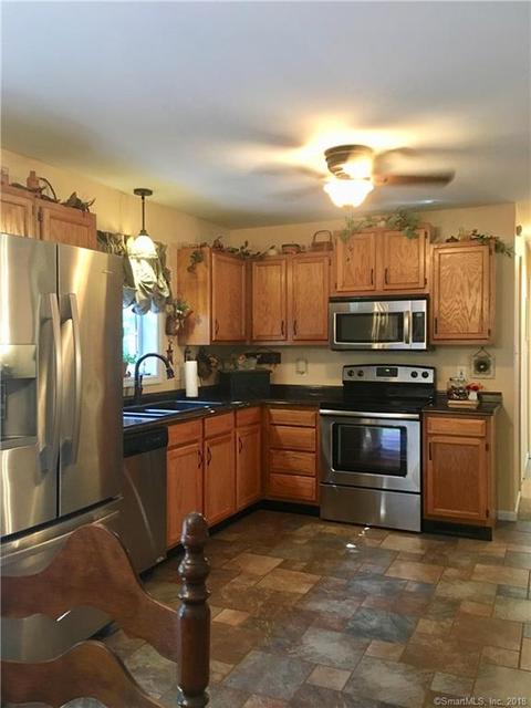 52 Ruth Dr, Plainfield, CT 06374 photo 1