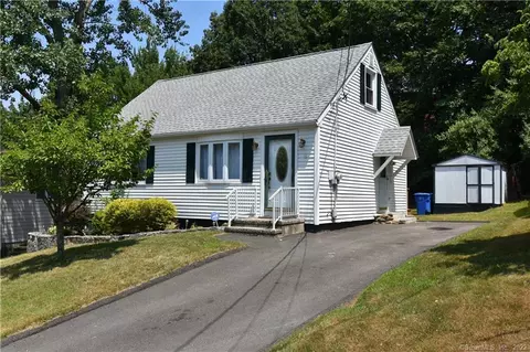 8 Midhill Dr, Hamden, CT 06514 photo 1