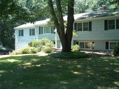 12 Toll Gate Rd, Monroe, CT 06468 photo 1
