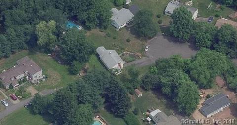 46 Seneca Rd, Wallingford, CT 06492 photo 1