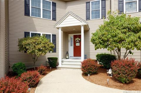 74 Perry St #185, Putnam, CT 06260 photo 1