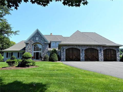 10 Devon Ct, Middlebury, CT 06762 photo 1