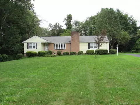 497 Ridgeview Rd, Orange, CT 06477 photo 1