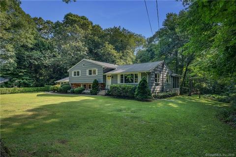 56 Flintlock Rd, Madison, CT 06443 photo 1