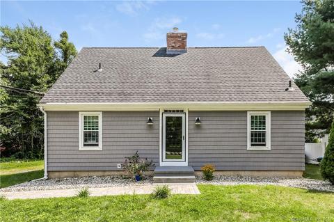 70 Long Hill Rd, Clinton, CT 06413 photo 1