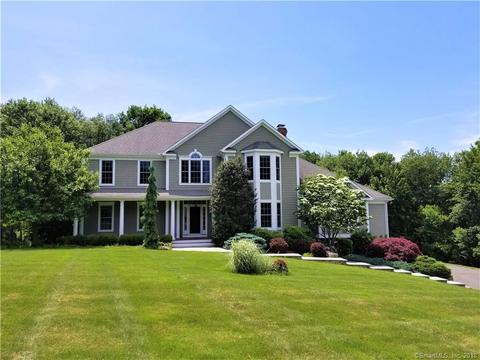 69 Charter Ridge Dr, Newtown, CT 06482 photo 1