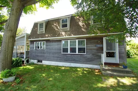 42 Uncas Rd, Clinton, CT 06413 photo 1