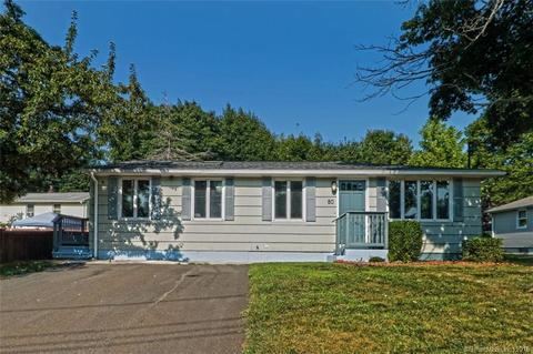 80 Curry Rd, Hamden, CT 06517 photo 1